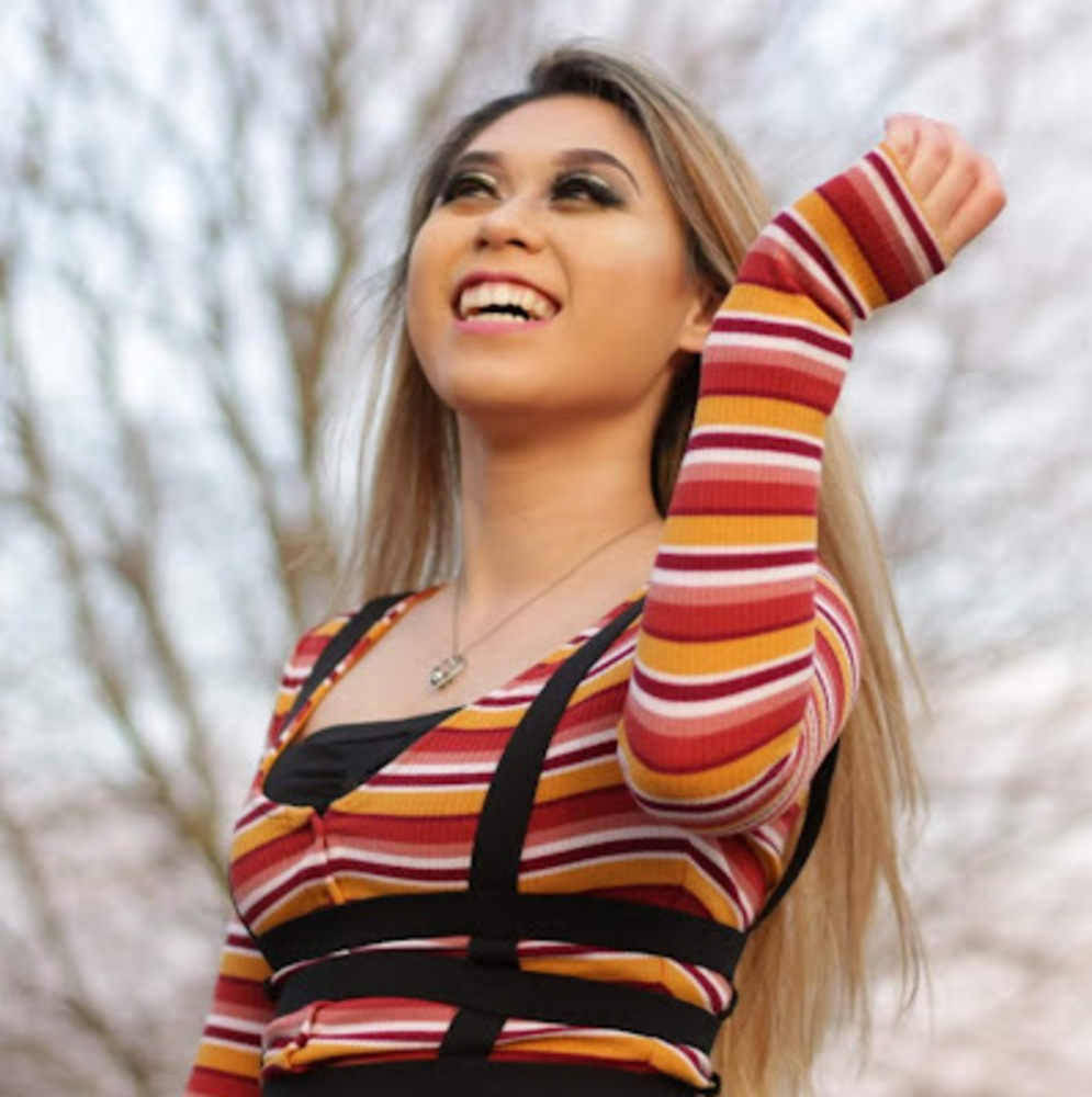 Meet your Posher, Camille